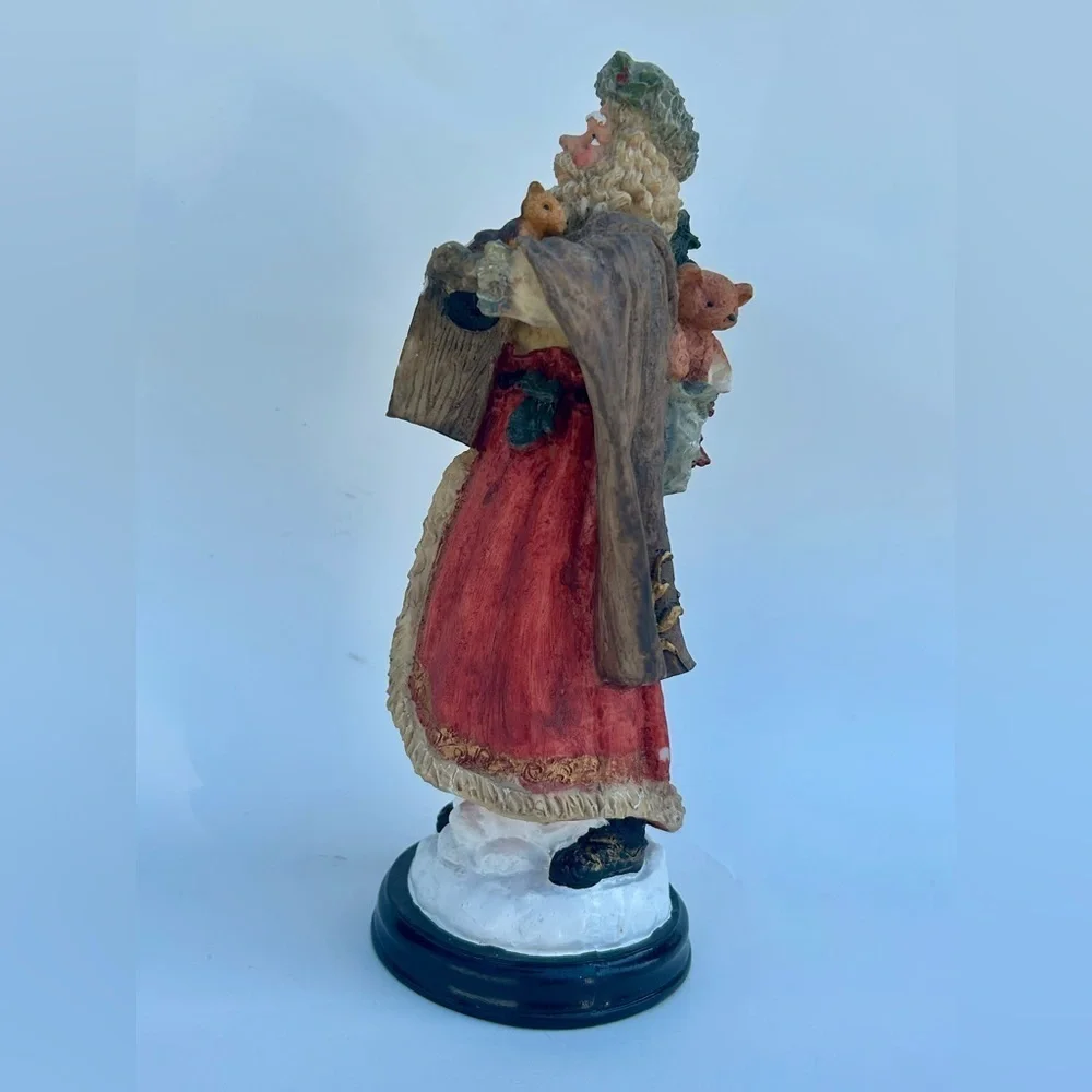 Vintage World Bazaars Old World Santa Figurine With Squirrel Christmas Decor